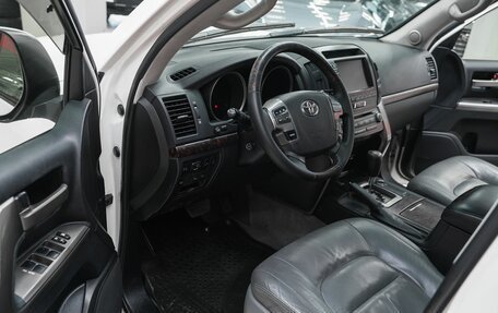 Toyota Land Cruiser 200, 2010 год, 2 799 000 рублей, 6 фотография