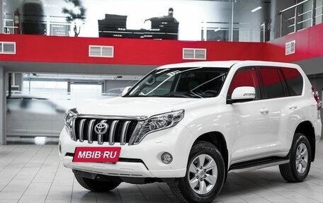 Toyota Land Cruiser Prado 150 рестайлинг 2, 2014 год, 3 099 000 рублей, 5 фотография