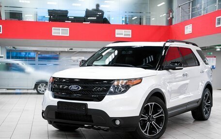 Ford Explorer VI, 2013 год, 1 549 000 рублей, 5 фотография
