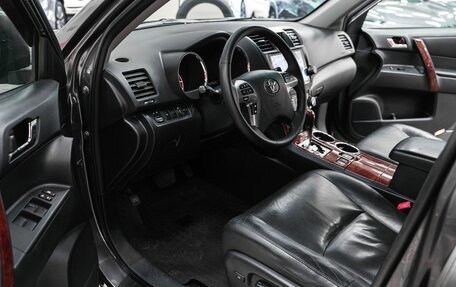 Toyota Highlander III, 2010 год, 1 499 000 рублей, 8 фотография