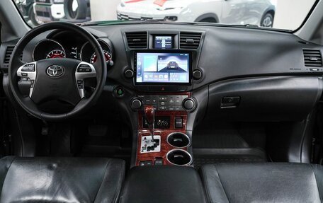 Toyota Highlander III, 2010 год, 1 499 000 рублей, 19 фотография