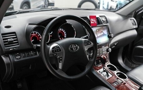 Toyota Highlander III, 2010 год, 1 499 000 рублей, 16 фотография