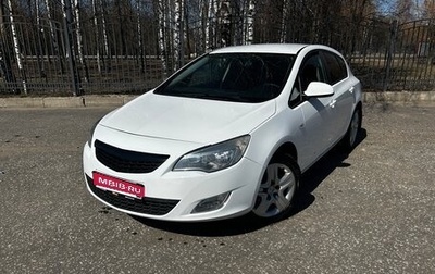 Opel Astra J, 2011 год, 700 000 рублей, 1 фотография