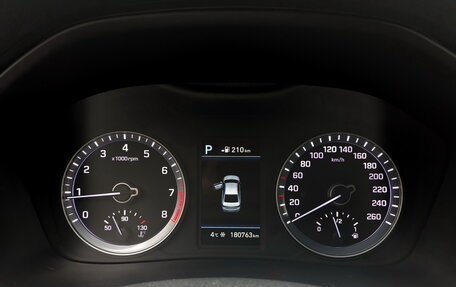 Hyundai Sonata VII, 2019 год, 1 800 000 рублей, 13 фотография