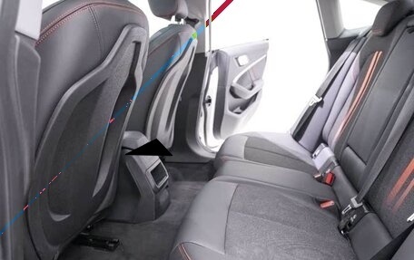 BMW 2 серия F44, 2024 год, 2 990 000 рублей, 17 фотография
