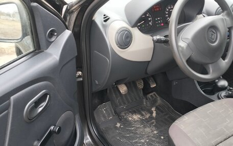Renault Logan I, 2013 год, 649 000 рублей, 2 фотография