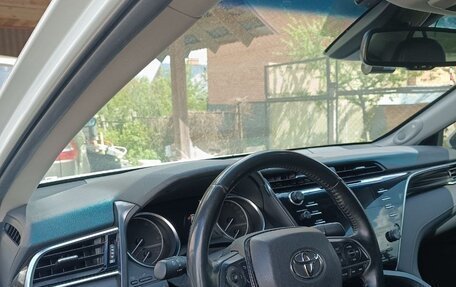 Toyota Camry, 2020 год, 3 200 000 рублей, 15 фотография