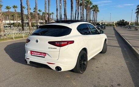Alfa Romeo Stelvio, 2019 год, 3 450 000 рублей, 5 фотография