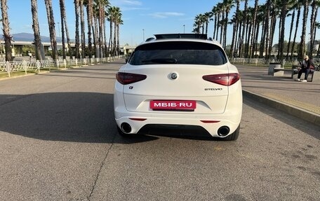 Alfa Romeo Stelvio, 2019 год, 3 450 000 рублей, 6 фотография