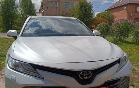 Toyota Camry, 2020 год, 3 200 000 рублей, 18 фотография