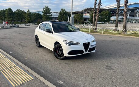 Alfa Romeo Stelvio, 2019 год, 3 450 000 рублей, 15 фотография