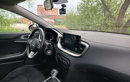 KIA cee'd III, 2022 год, 2 200 000 рублей, 10 фотография