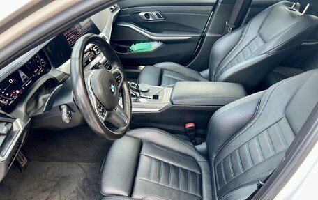 BMW 3 серия, 2019 год, 5 800 000 рублей, 14 фотография