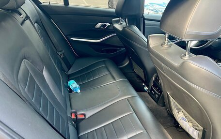 BMW 3 серия, 2019 год, 5 800 000 рублей, 19 фотография
