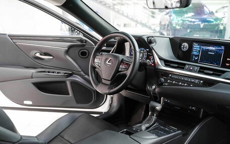 Lexus ES VII, 2019 год, 3 455 000 рублей, 16 фотография