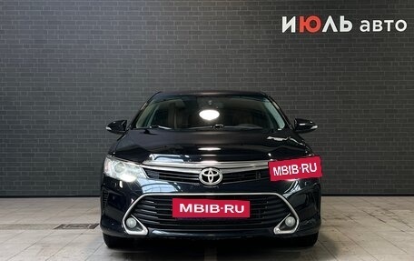 Toyota Camry, 2017 год, 2 285 000 рублей, 2 фотография