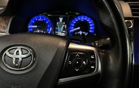 Toyota Camry, 2017 год, 2 285 000 рублей, 21 фотография