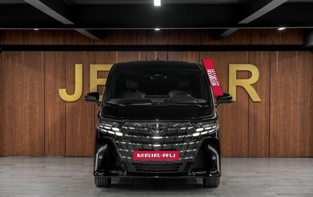 Toyota Alphard, 2023 год, 14 290 000 рублей, 3 фотография