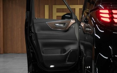 Toyota Alphard, 2023 год, 14 290 000 рублей, 12 фотография
