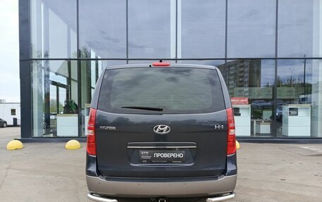 Hyundai H-1 II рестайлинг, 2019 год, 2 560 000 рублей, 7 фотография