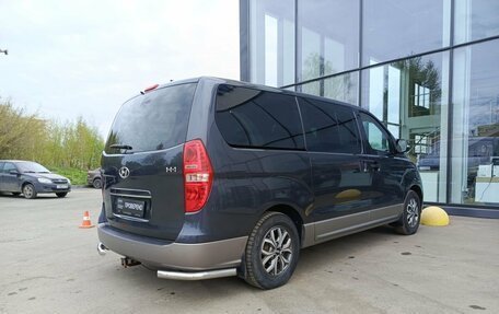 Hyundai H-1 II рестайлинг, 2019 год, 2 560 000 рублей, 6 фотография