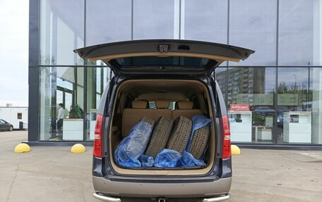 Hyundai H-1 II рестайлинг, 2019 год, 2 560 000 рублей, 12 фотография