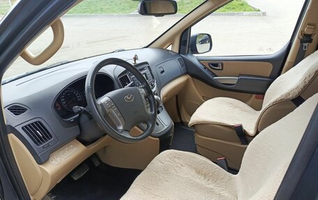 Hyundai H-1 II рестайлинг, 2019 год, 2 560 000 рублей, 20 фотография