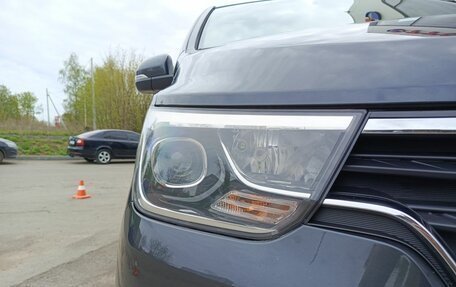 Hyundai H-1 II рестайлинг, 2019 год, 2 560 000 рублей, 21 фотография