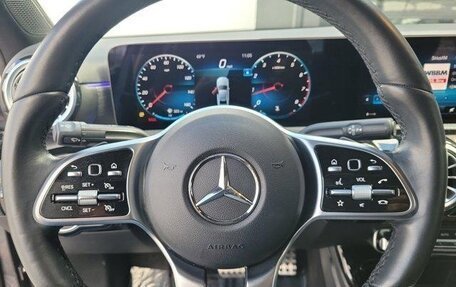 Mercedes-Benz A-Класс, 2022 год, 3 470 000 рублей, 10 фотография