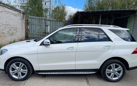 Mercedes-Benz M-Класс, 2013 год, 3 200 000 рублей, 4 фотография