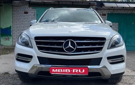 Mercedes-Benz M-Класс, 2013 год, 3 200 000 рублей, 3 фотография
