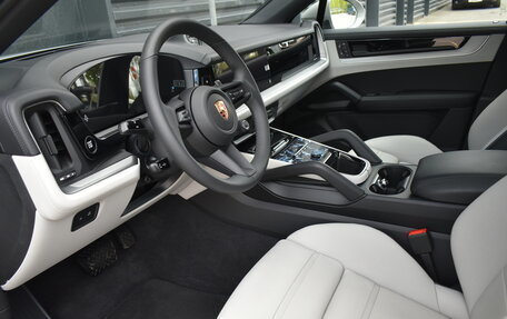 Porsche Cayenne III, 2024 год, 19 800 000 рублей, 14 фотография