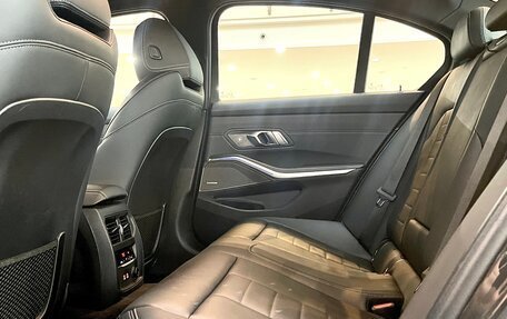 BMW 3 серия, 2020 год, 4 800 000 рублей, 27 фотография