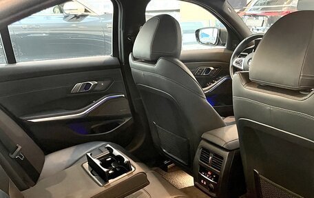 BMW 3 серия, 2020 год, 4 800 000 рублей, 30 фотография