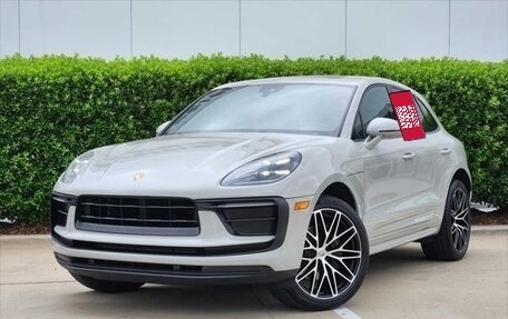 Porsche Macan I рестайлинг, 2022 год, 4 955 000 рублей, 2 фотография