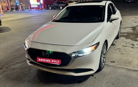 Mazda 3, 2020 год, 1 300 000 рублей, 10 фотография