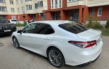 Toyota Camry, 2020 год, 2 952 000 рублей, 2 фотография