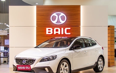 Volvo V40 Cross Country I, 2014 год, 1 195 000 рублей, 1 фотография
