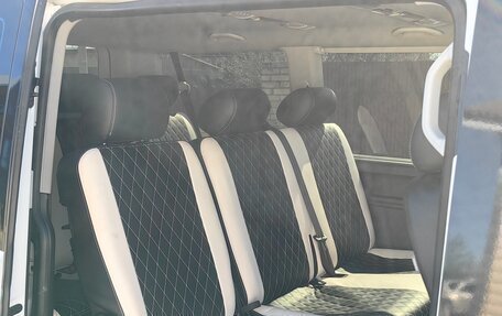 Volkswagen Caravelle T6 рестайлинг, 2017 год, 2 550 000 рублей, 5 фотография