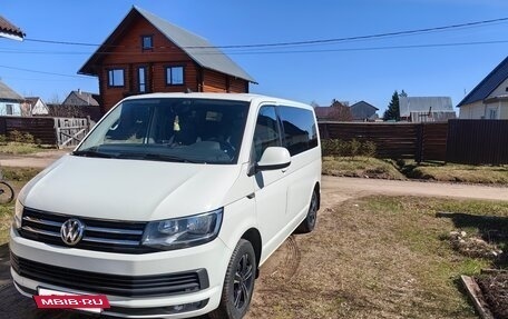 Volkswagen Caravelle T6 рестайлинг, 2017 год, 2 550 000 рублей, 3 фотография
