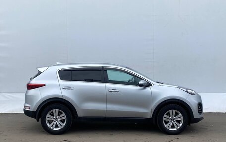 KIA Sportage IV рестайлинг, 2017 год, 1 850 000 рублей, 4 фотография