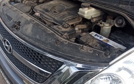 Hyundai H-1 II рестайлинг, 2011 год, 1 800 000 рублей, 6 фотография