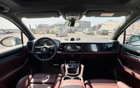 Porsche Cayenne III, 2025 год, 24 000 000 рублей, 32 фотография