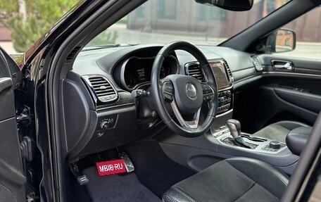 Jeep Grand Cherokee, 2019 год, 4 500 000 рублей, 23 фотография