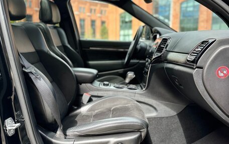 Jeep Grand Cherokee, 2019 год, 4 500 000 рублей, 40 фотография
