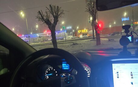 Ford Focus III, 2013 год, 890 000 рублей, 2 фотография