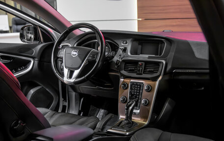 Volvo V40 Cross Country I, 2014 год, 1 195 000 рублей, 9 фотография