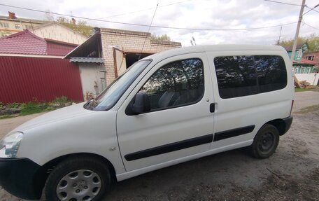 Peugeot Partner II рестайлинг 2, 2010 год, 350 000 рублей, 2 фотография