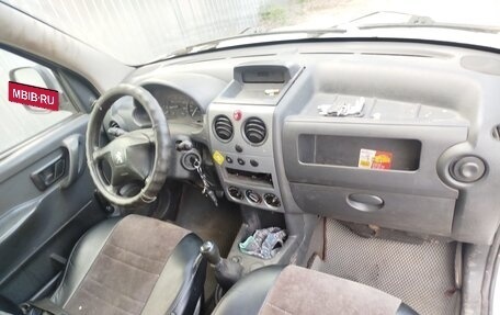 Peugeot Partner II рестайлинг 2, 2010 год, 350 000 рублей, 9 фотография