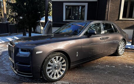 Rolls-Royce Phantom VIII, 2018 год, 49 000 000 рублей, 13 фотография